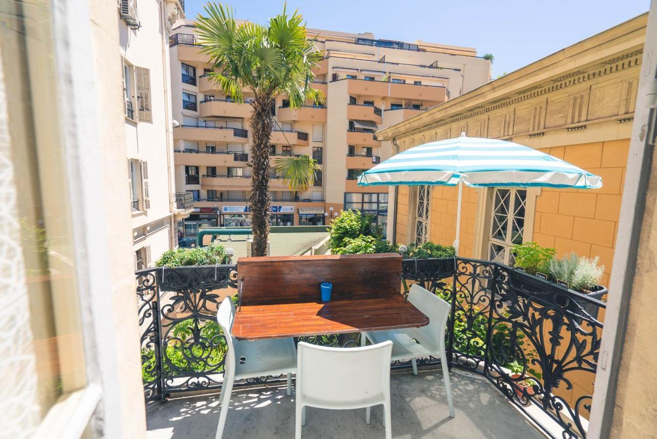 La Maioun Hostal