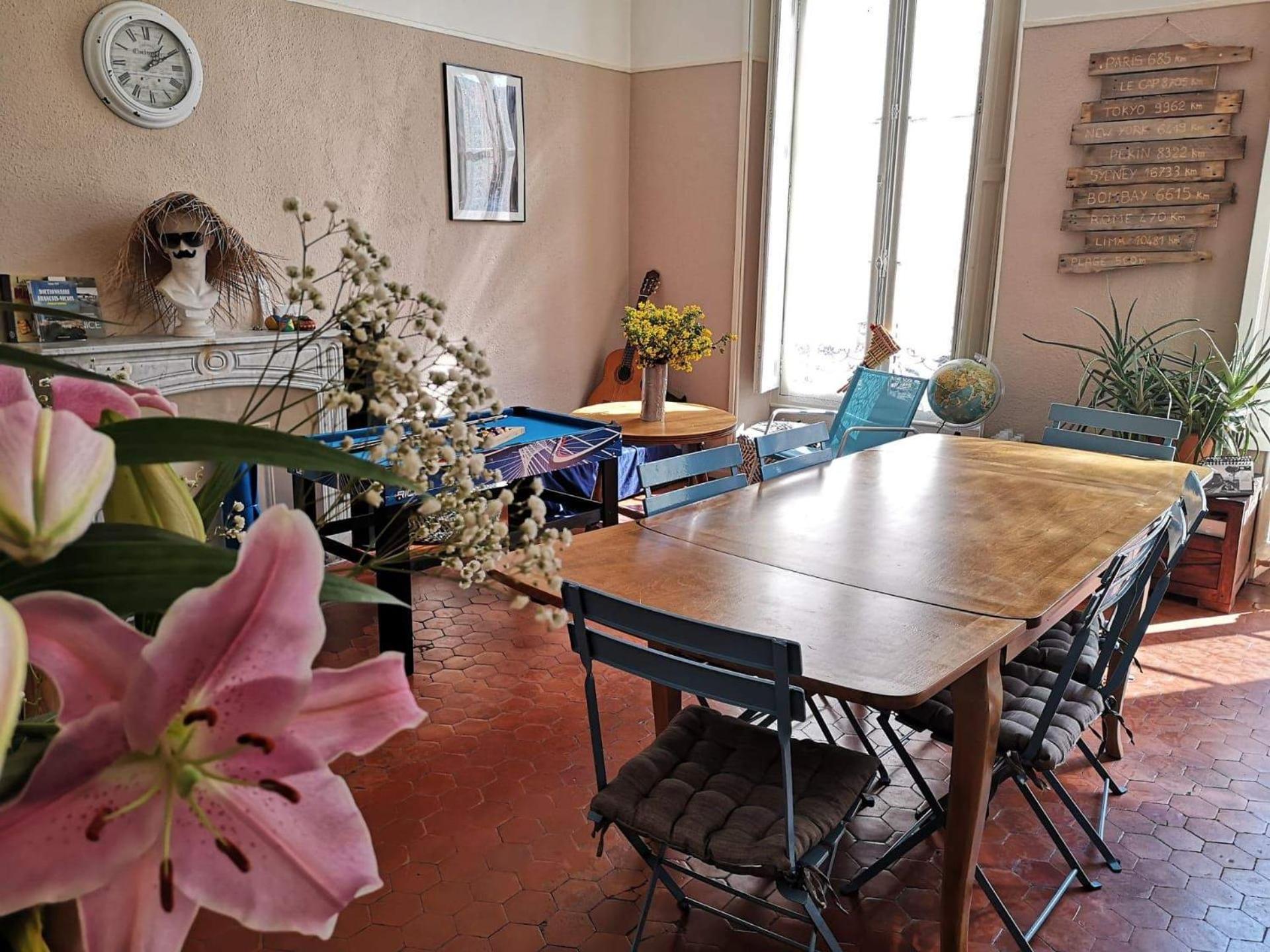 Hostal La Maioun *
