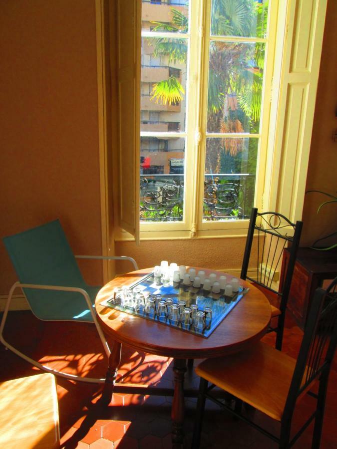 La Maioun Hostal Niza